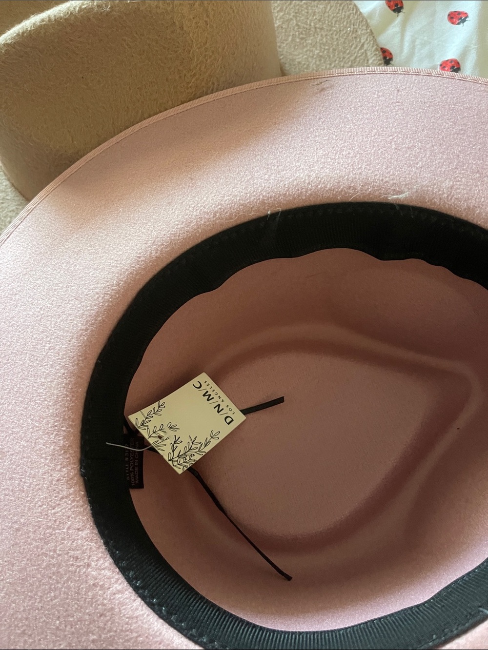 Fedora one pink and one tan - Picture 5 of 6